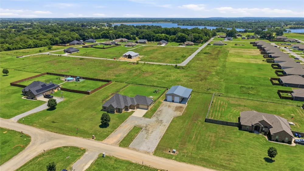 230 Buck Trail Durant, OK 74701