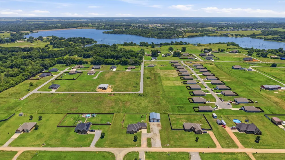 230 Buck Trail Durant, OK 74701