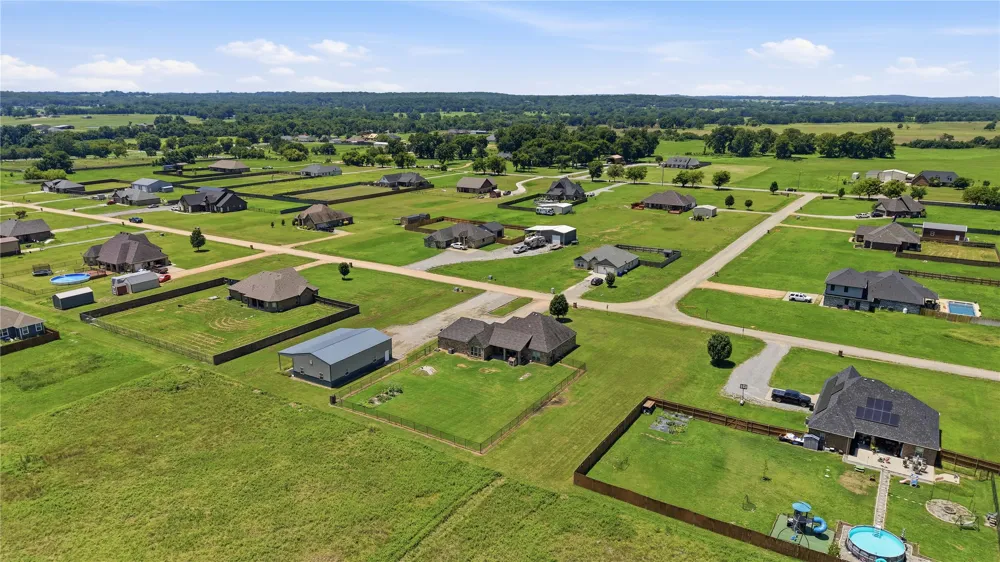 230 Buck Trail Durant, OK 74701