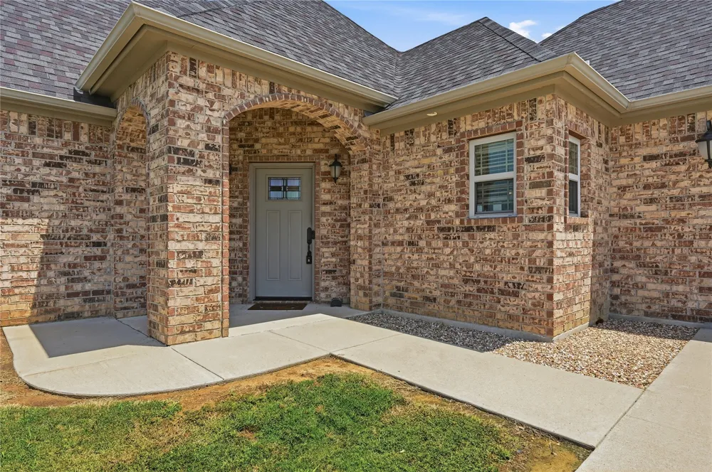 230 Buck Trail Durant, OK 74701