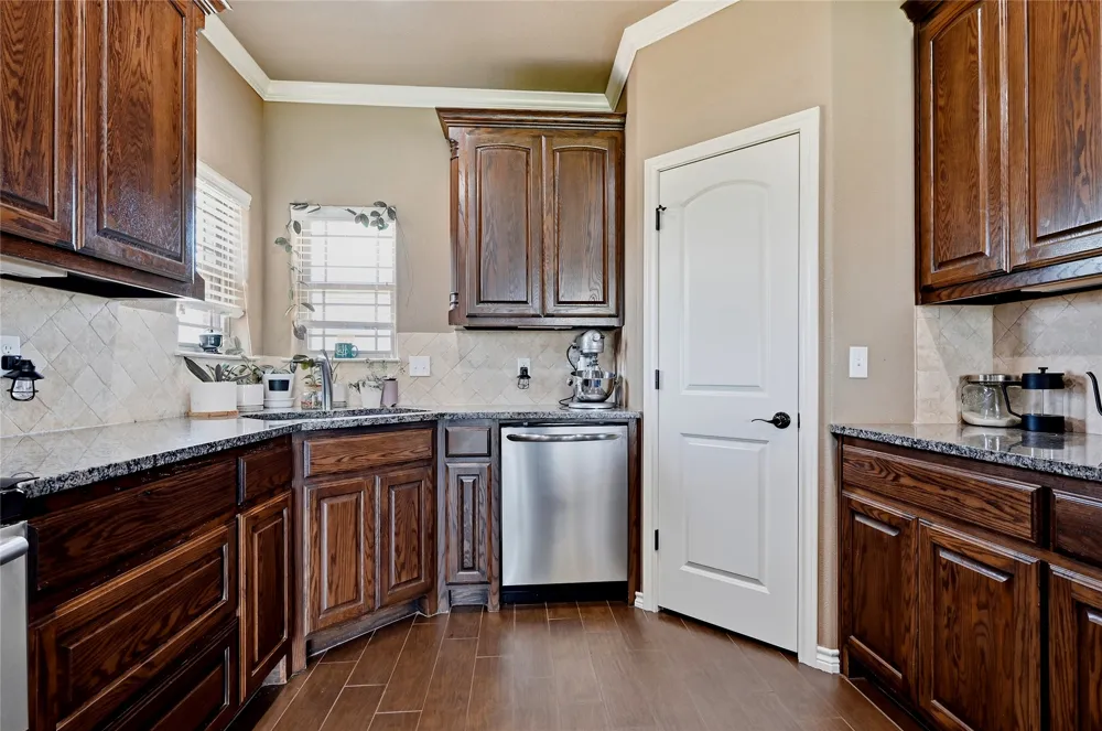 230 Buck Trail Durant, OK 74701