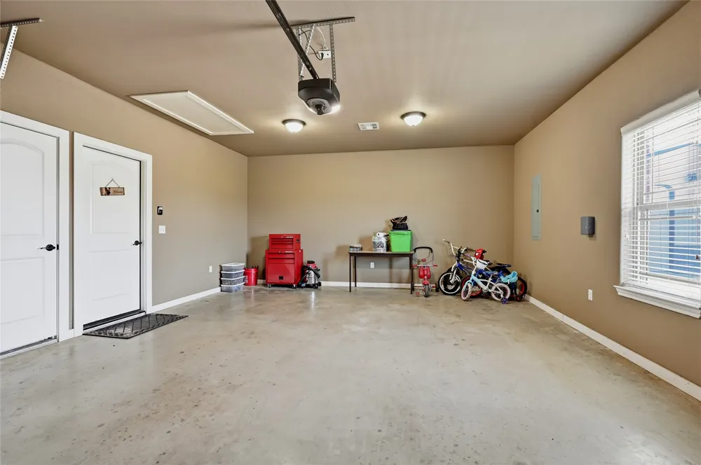 230 Buck Trail Durant, OK 74701