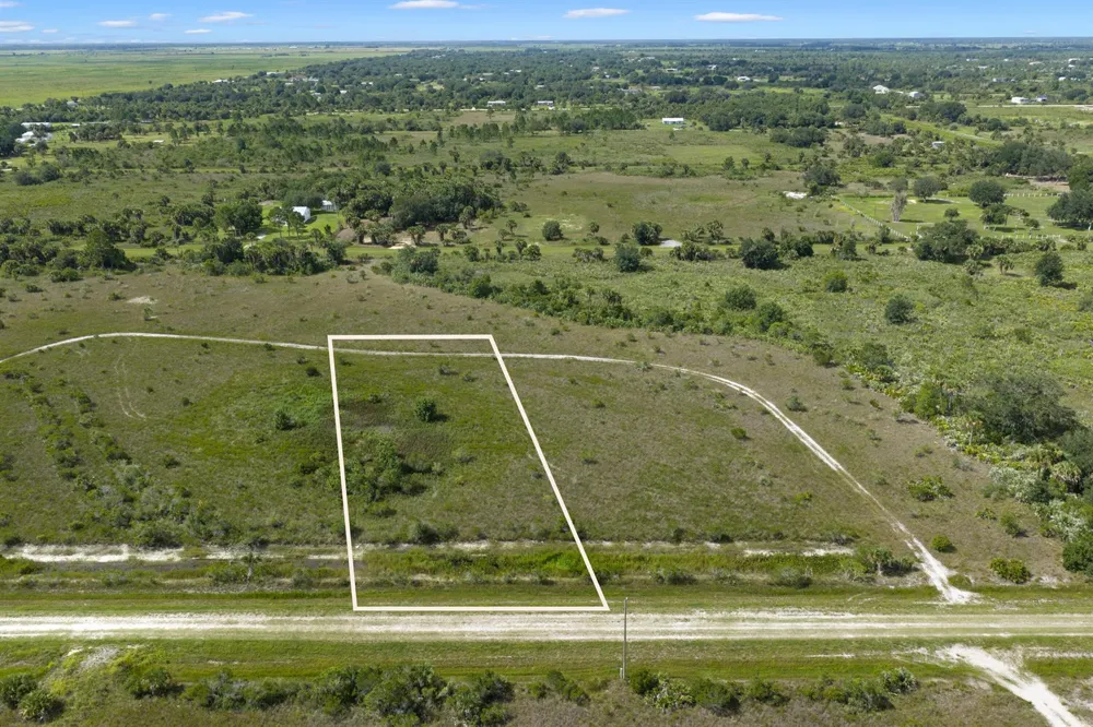 14932 NW 280TH STREET Okeechobee, FL 34972