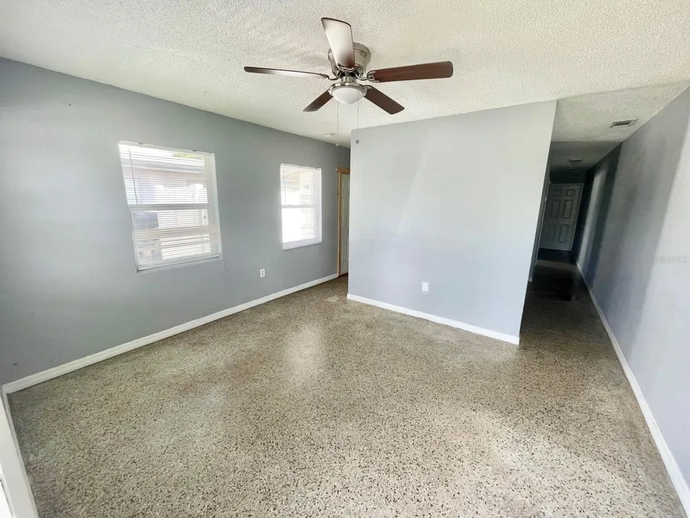 4615 EDGEWATER DRIVE Orlando, FL 32804