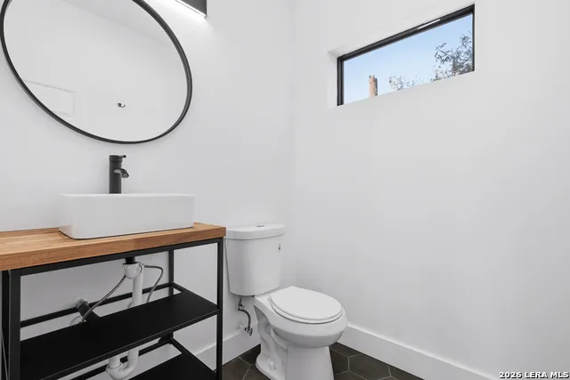 1512 WYOMING ST #1 San Antonio, TX 78203