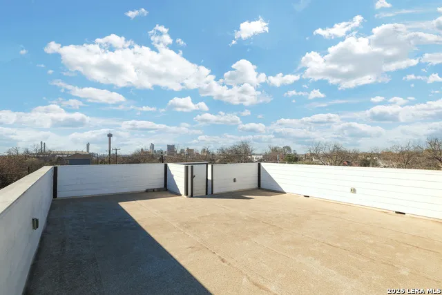 1512 WYOMING ST #1 San Antonio, TX 78203
