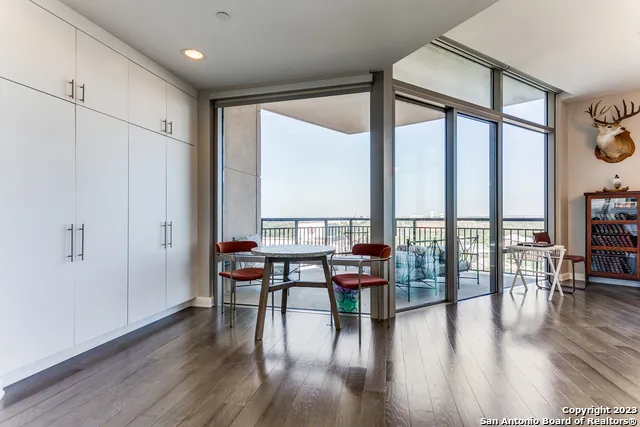 4242 BROADWAY #1204 San Antonio, TX 78209