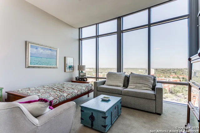 4242 BROADWAY #1204 San Antonio, TX 78209