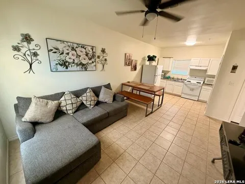 391 RIVERSIDE DR #14