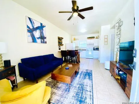 391 Riverside Dr. Unit #6 #6
