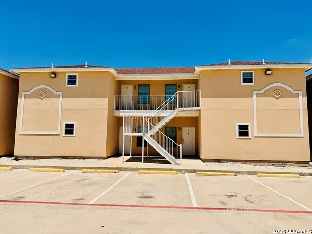 391 RIVERSIDE DR #15 Eagle Pass, TX 78852