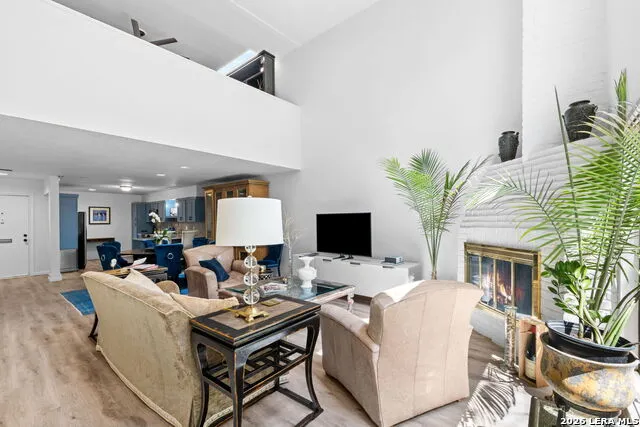 8123 New Braunfels #D San Antonio, TX 78209