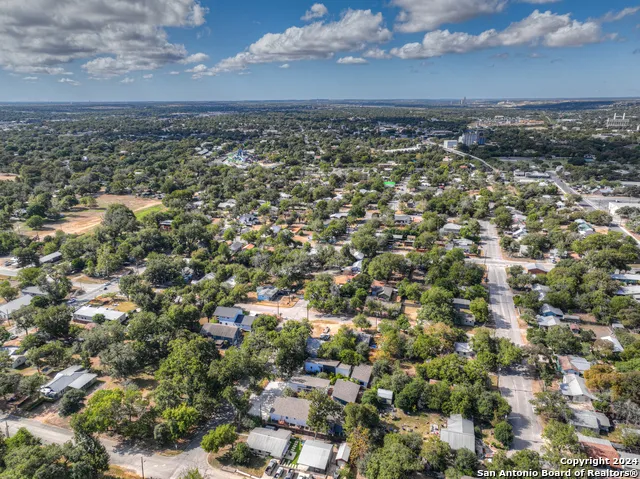 587 E Basel #4 New Braunfels, TX 78130