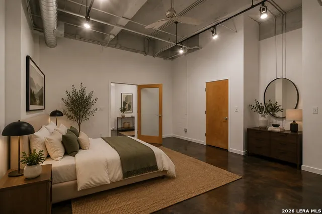 1339 S Flores #203 San Antonio, TX 78204
