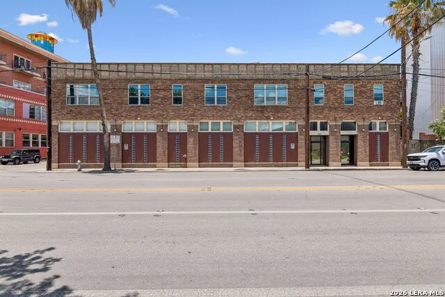 1339 S Flores #203 San Antonio, TX 78204