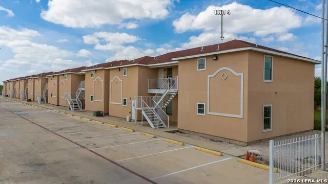 391 Riverside Drive #UNIT #4 Eagle Pass, TX 78852