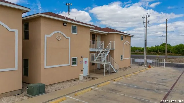391 Riverside Drive #UNIT #3 Eagle Pass, TX 78852