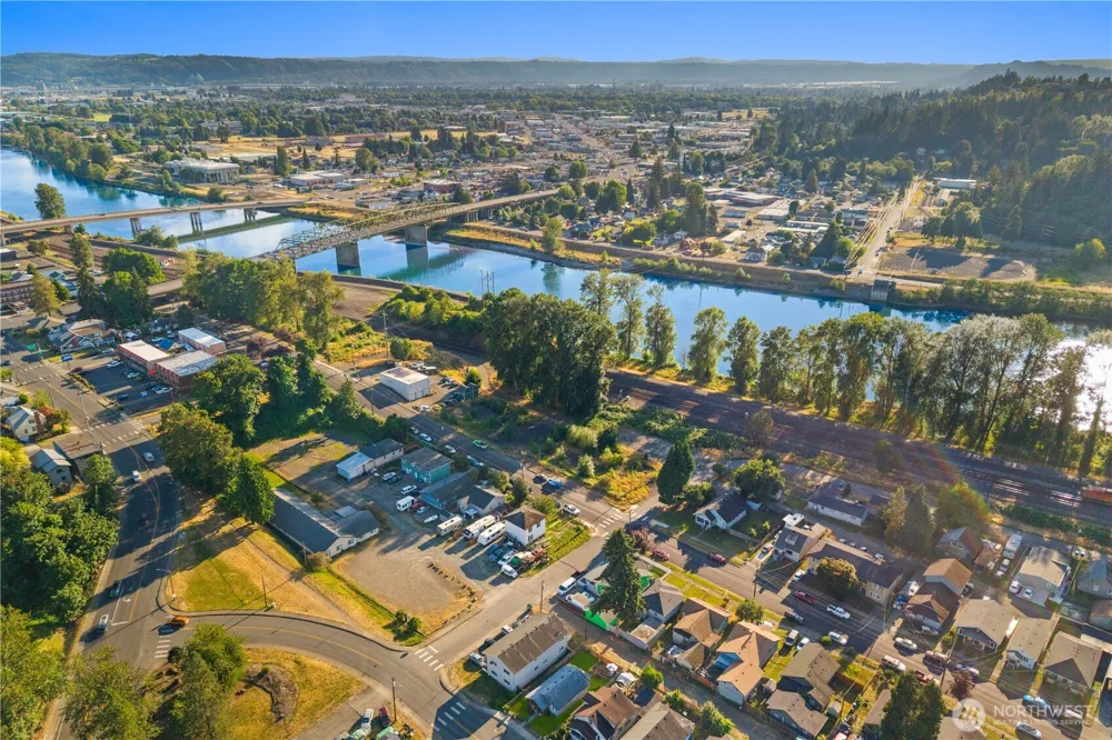 803 Pacific Avenue Kelso, WA 98626