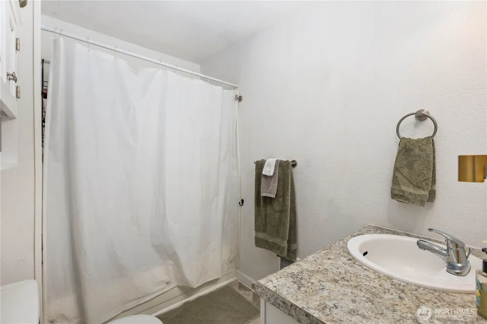 803 Pacific Avenue Kelso, WA 98626