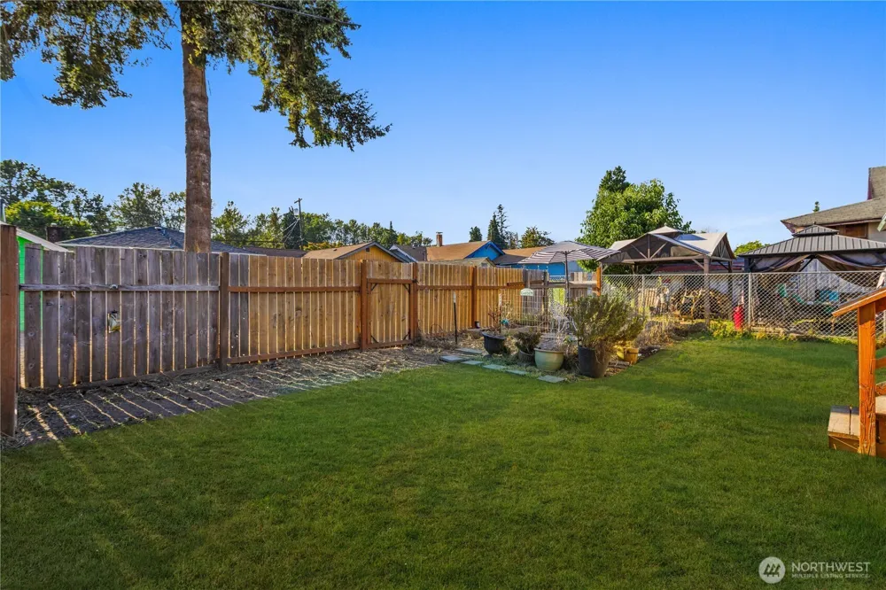 803 Pacific Avenue Kelso, WA 98626