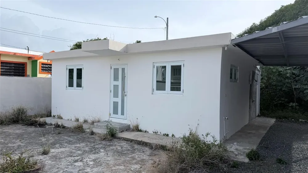386 HEBREOS Loiza, PR 00772