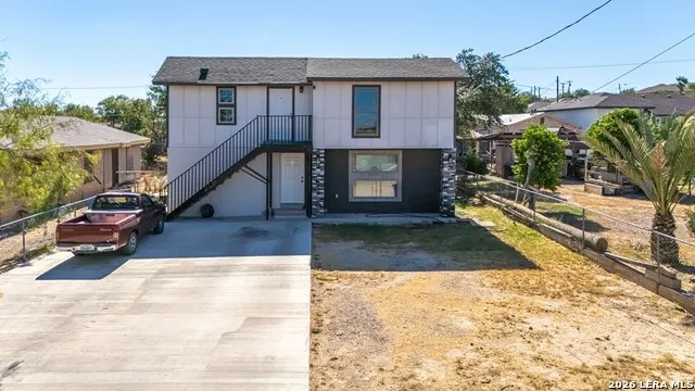 826 CALLE FRENTE Eagle Pass, TX 78852