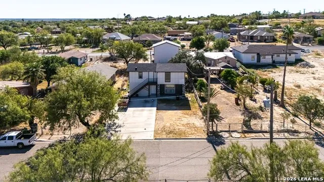 826 CALLE FRENTE Eagle Pass, TX 78852