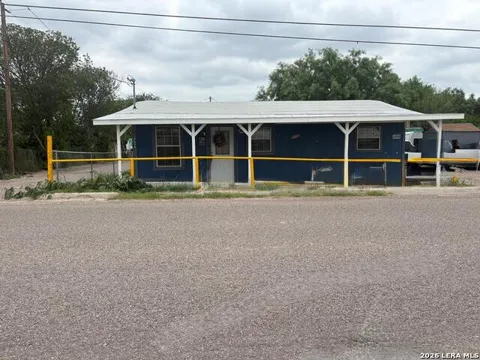 2978 & 2980 Buena Vista Dr.