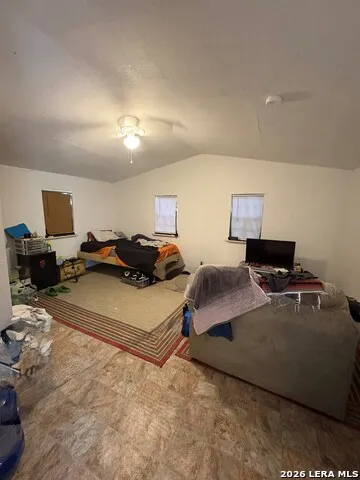 2978 & 2980 Buena Vista Dr. Eagle Pass, TX 78852