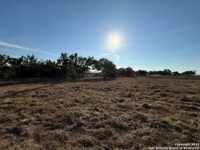 659 Butler Oaks Bulverde, TX 78163