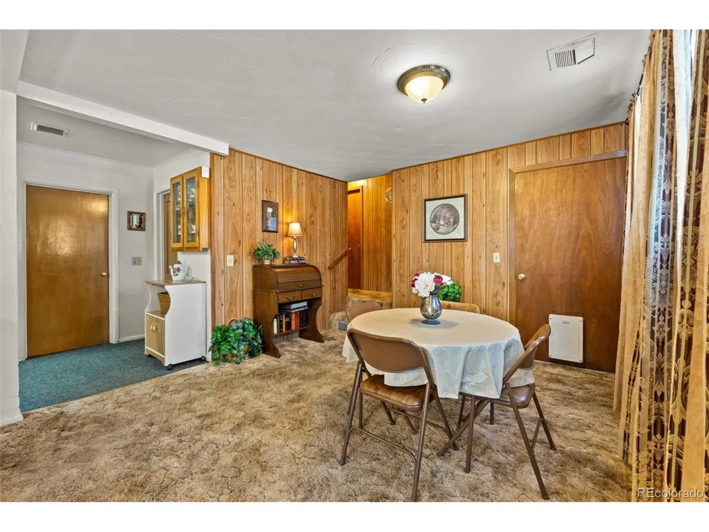 469 Fremont Avenue Akron, CO 80720