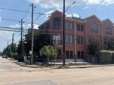 1000 Columbus Street #A