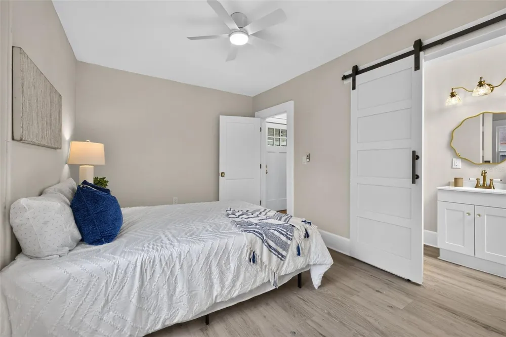 1201 OAKHILL STREET Lakeland, FL 33815