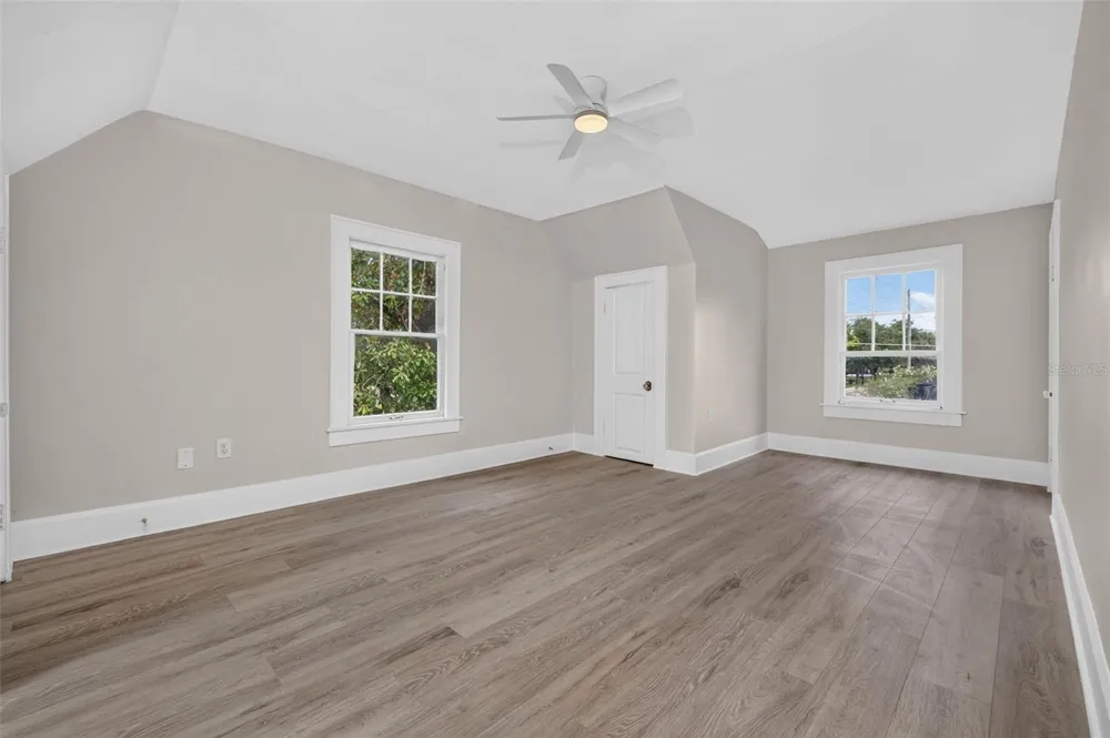 1201 OAKHILL STREET Lakeland, FL 33815