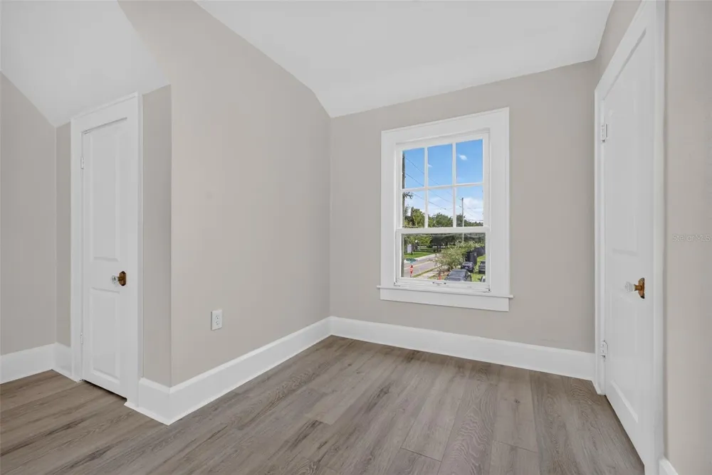 1201 OAKHILL STREET Lakeland, FL 33815