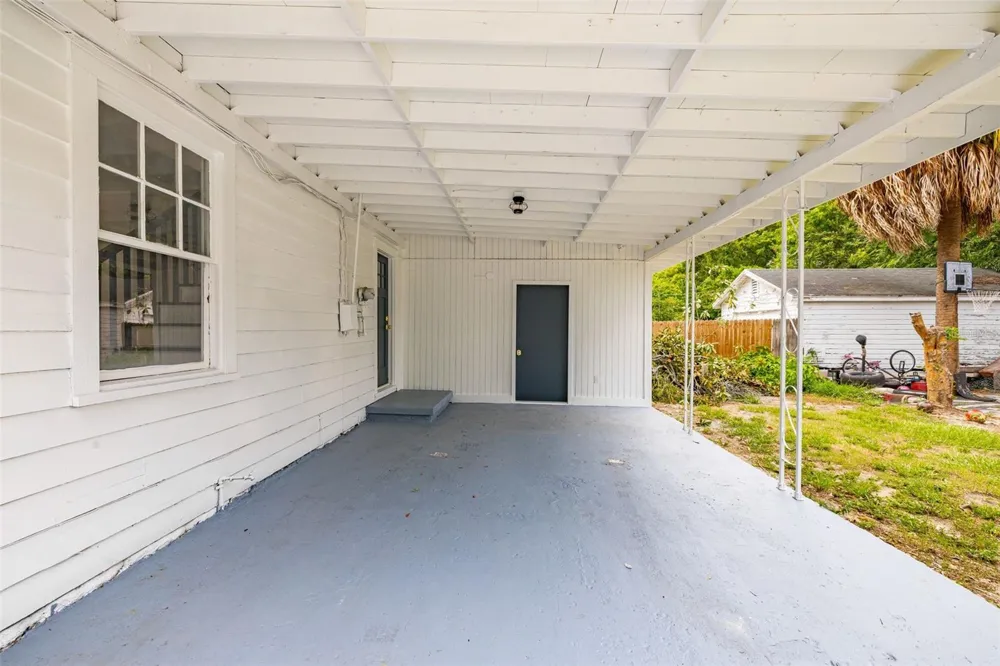 1201 OAKHILL STREET Lakeland, FL 33815
