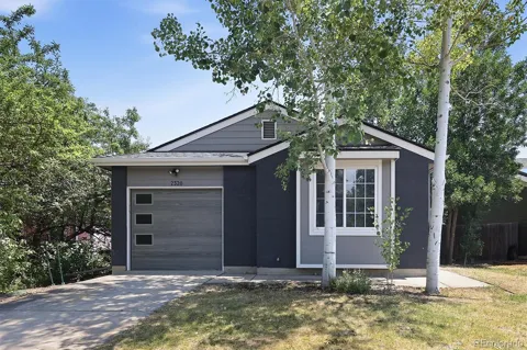 2320 E Cherrywood Drive