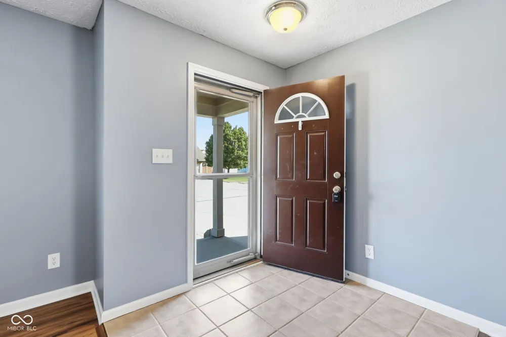 2699 Liatris Drive Plainfield, IN 46168