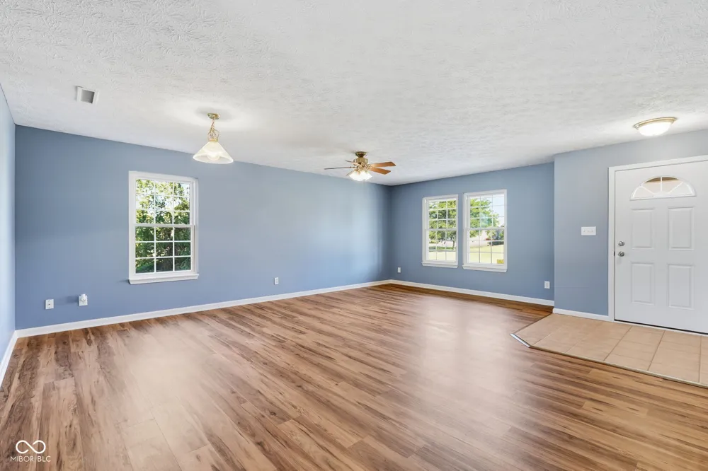 2699 Liatris Drive Plainfield, IN 46168