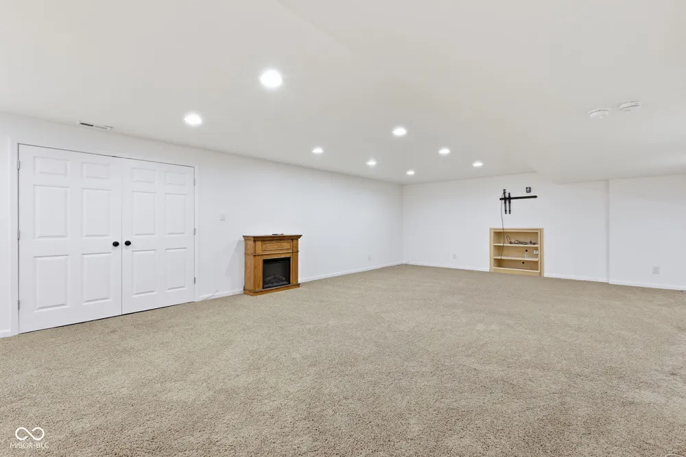 2699 Liatris Drive Plainfield, IN 46168