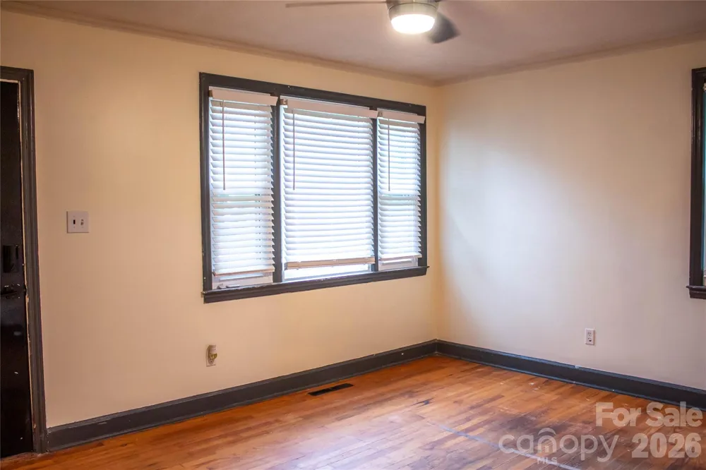 3413 1st Avenue Circle NW Hickory, NC 28601