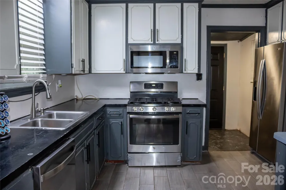 3413 1st Avenue Circle NW Hickory, NC 28601
