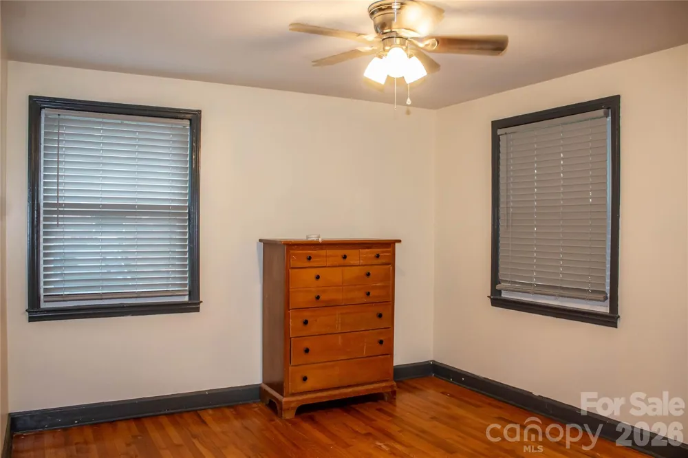 3413 1st Avenue Circle NW Hickory, NC 28601
