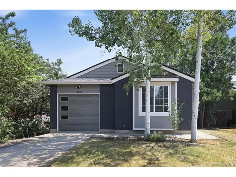 2320 E Cherrywood Drive