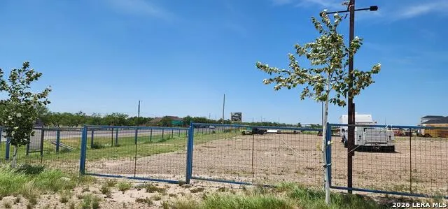 10108 US HWY 277 Eagle Pass, TX 78852
