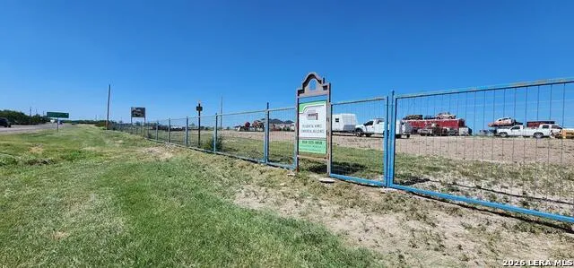 10108 US HWY 277 Eagle Pass, TX 78852