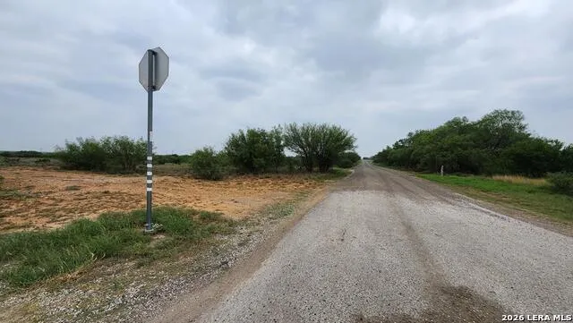 5275 S US HWY 83 Asherton, TX 78827