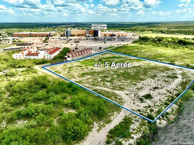 205 Riverside Dr Eagle Pass, TX 78852