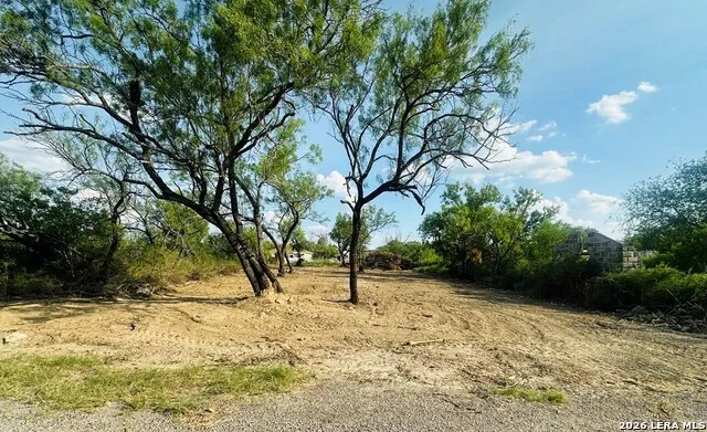 347 Washington St. El Indio, TX 78860