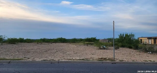 2052 Brown St. Eagle Pass, TX 78852